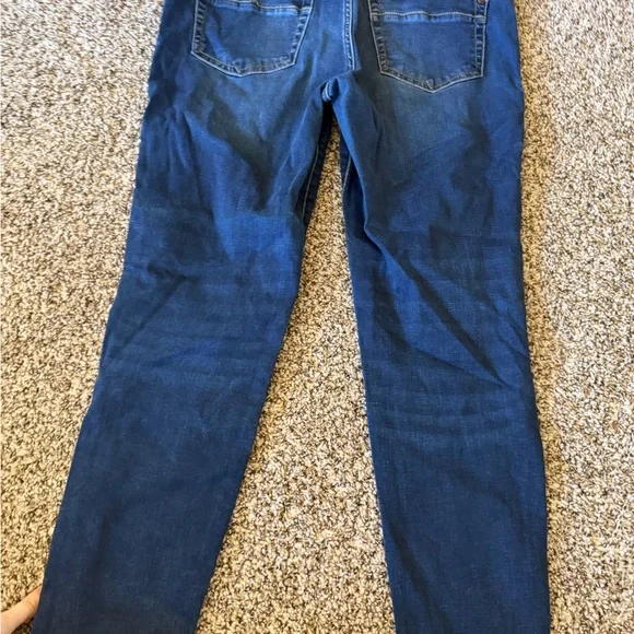 Rock & Republic Women's Straight Leg Jeans in Dark Blue - Picture 6 of 8